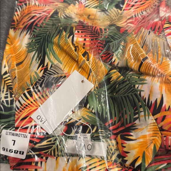 045 Ovi Women’s Long Sleeve Button Up Leaf Print Blouse - Picture 7 of 7